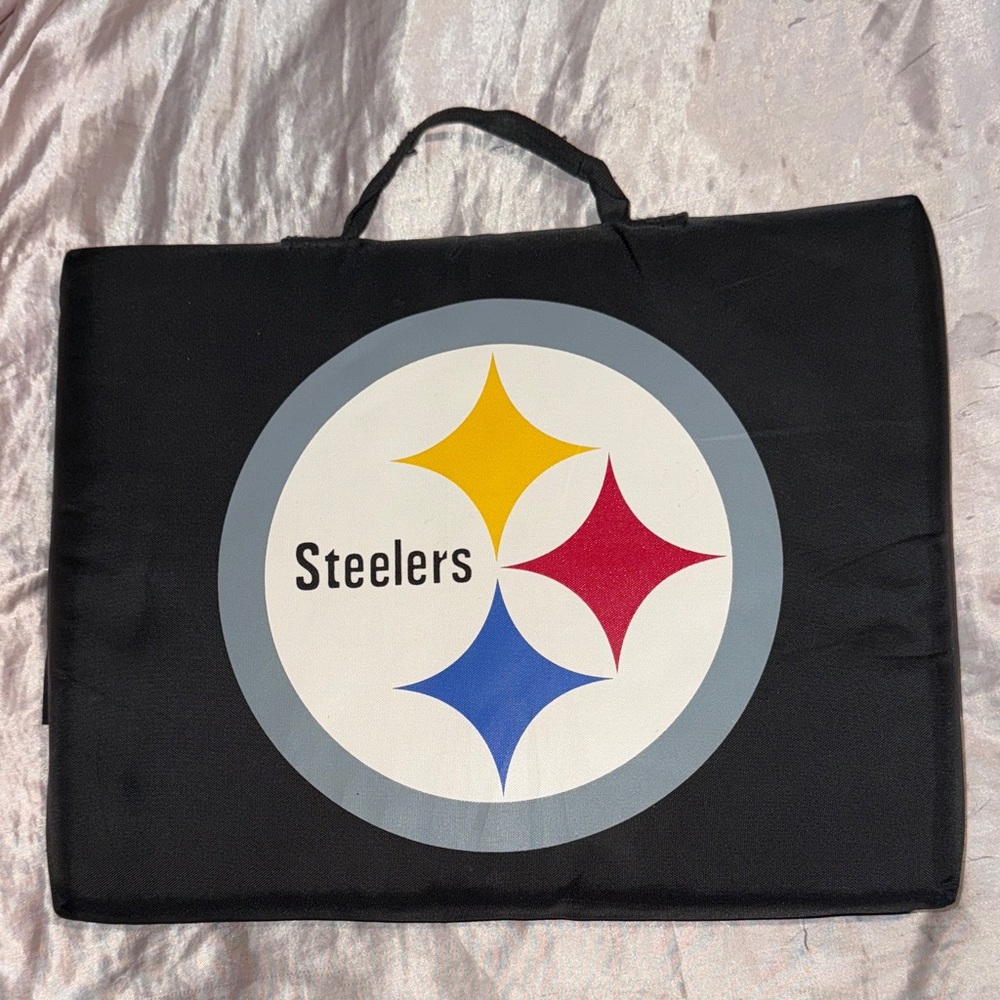 Pittsburgh Steelers Bleachers Seat Cushion